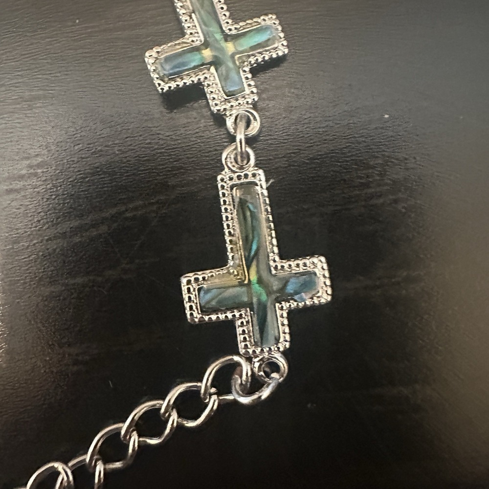 Vintage 90s Y2K Coastal Faux Abalone Cross Chain Bracelet Silver Tone Adjustable - Picture 3 of 4